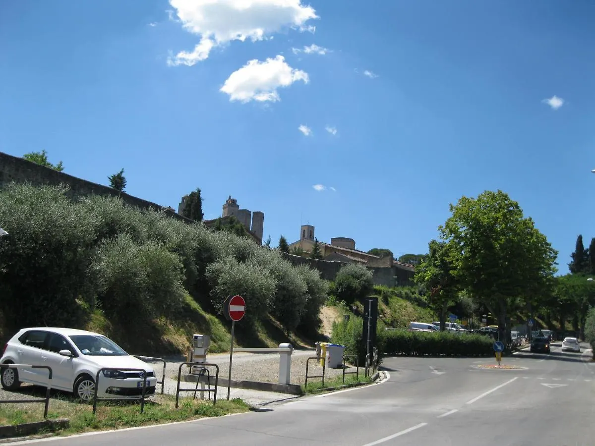 Apartment Sotto Le Mura Di Leonardo San Gimignano